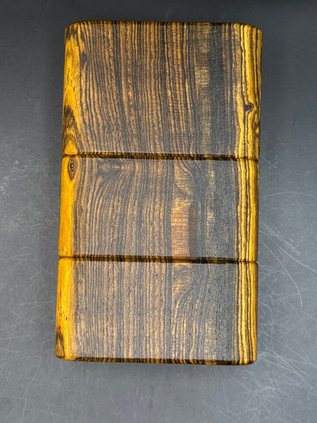 B01